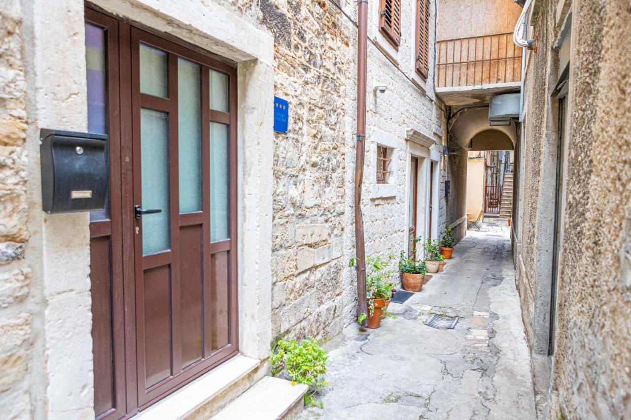 Appartamento Splitska Kala Esterno foto