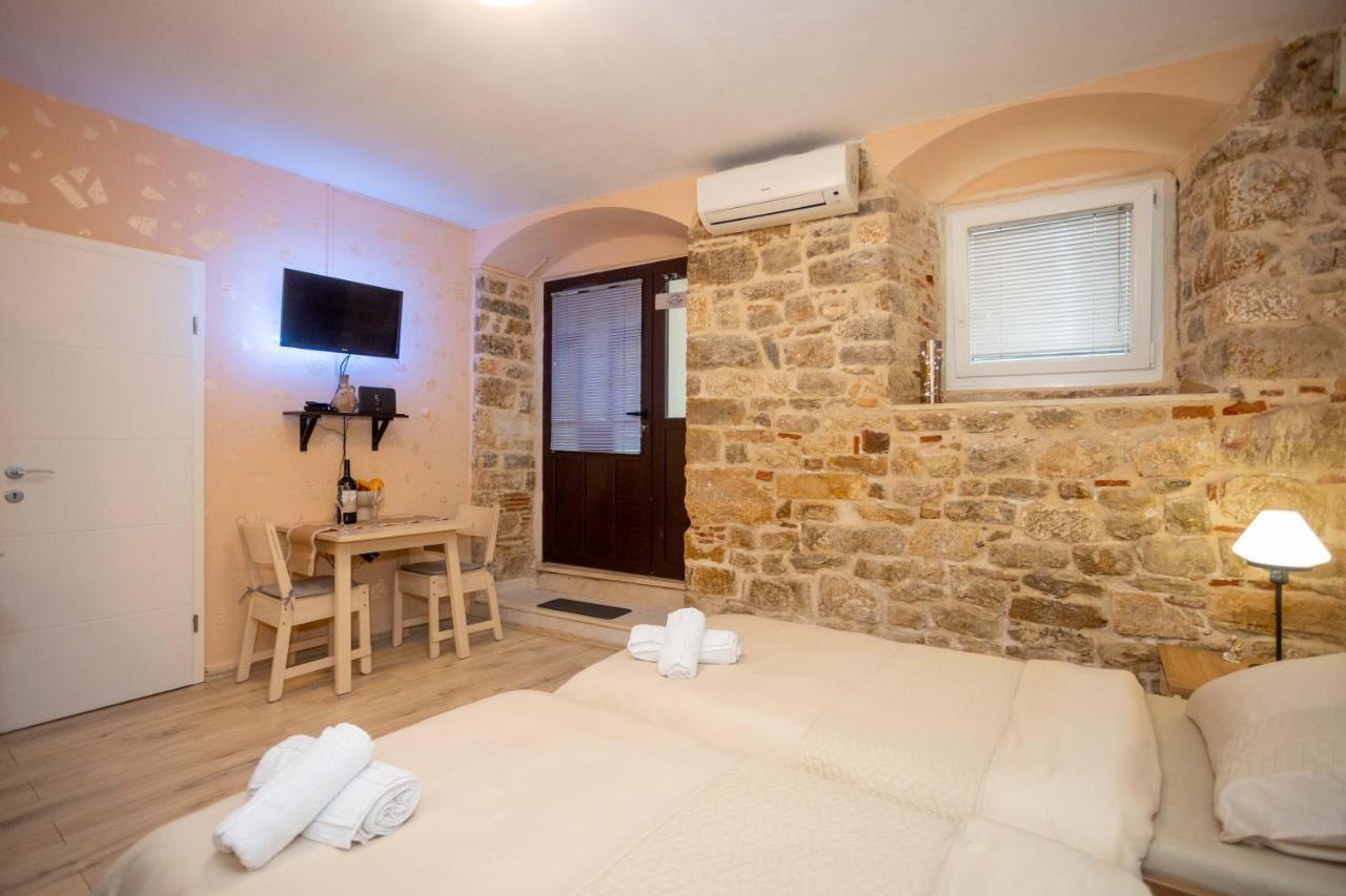 Appartamento Splitska Kala Esterno foto